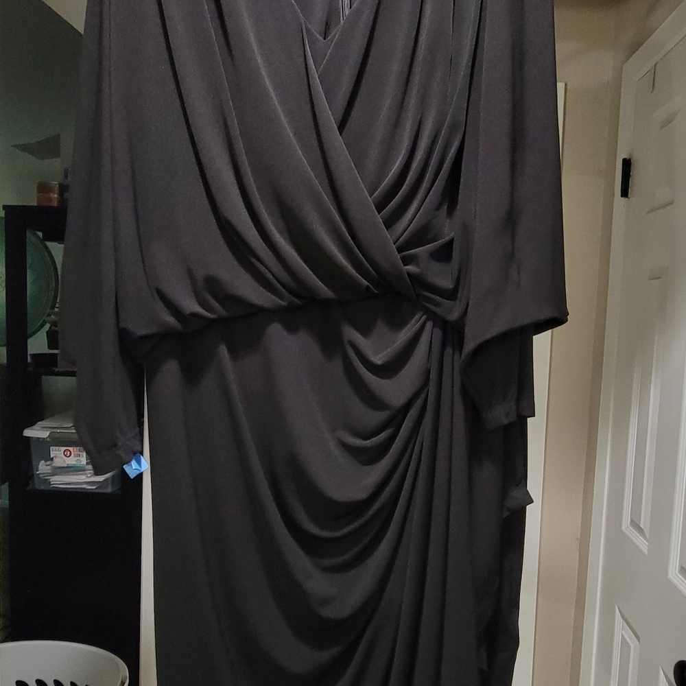 Stunning Donna Karan formal dress